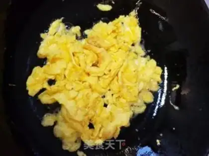 Make Soybean fried eggs step 2