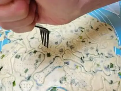 Make Onion cookies step 1