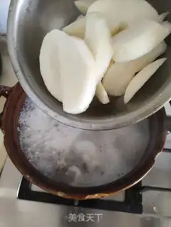 Make Lian Pear Chicken Bone soup step 5