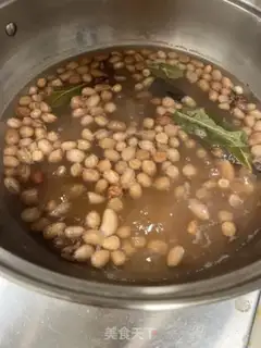 Make Celery peanuts step 0