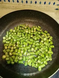 Make Pretzels step 1