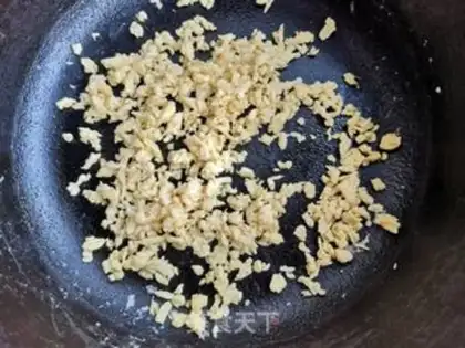 Make An egg and water bun step 3