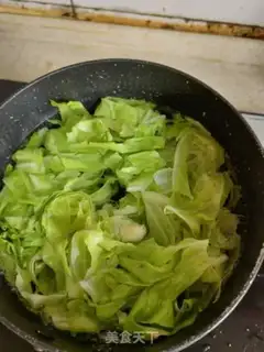 Make ♪ The chickens are white ♪ step 1