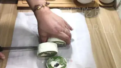 Make Coconut with a Swiss roll step 35