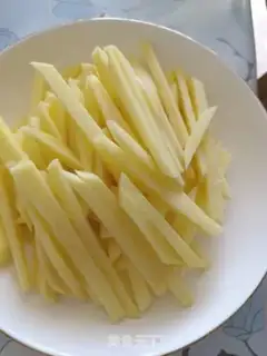 Make Potato fries step 0