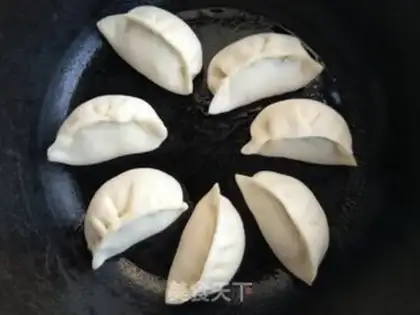 Make An egg and water bun step 11