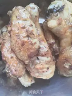 Make Air frying pan, chicken wings, chicken legs step 8