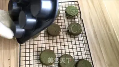 Make Tea, butter, waffles step 15