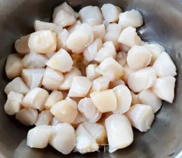 Make Scalloping meat spinach box step 1