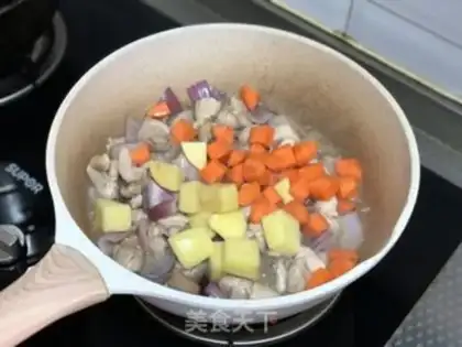 Make Coconut curry chicken step 3