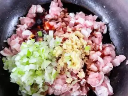 Make Scalloping meat spinach box step 4