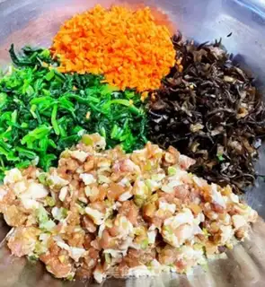 Make Scalloping meat spinach box step 6