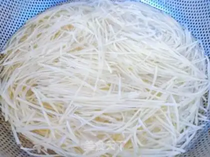 Make Spicy potatoes step 1
