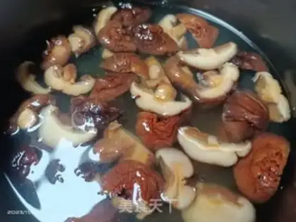 Make Yellow chicken step 2
