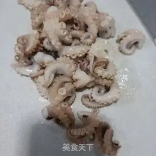 Make Wrinkled peppers and octopus legs step 9