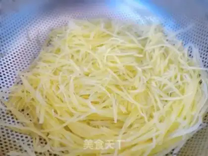 Make Spicy potatoes step 3