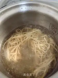 Make Wing Nan Bee soup step 5