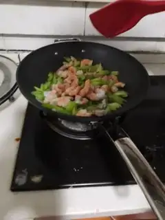 Make Celery and shrimp step 6