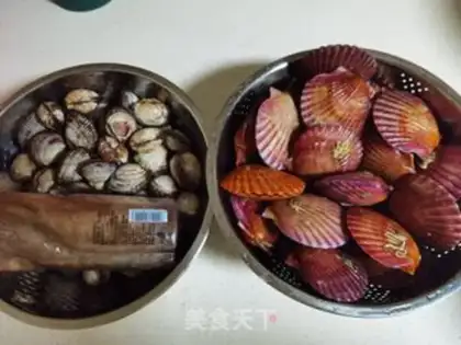 Make Smash the golden needles and the little seafood step 0