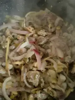 Make Pepper onion fried meat step 5