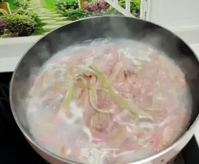 Make Shrimp rainbow noodles step 3