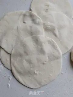 Make A red bag in the snow step 5