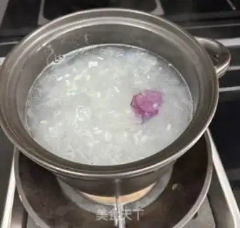 Make Silver-eared potatoes and rice step 4