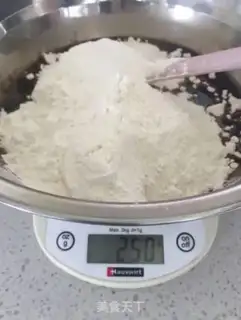 Make Red sugar with a bouquet step 2