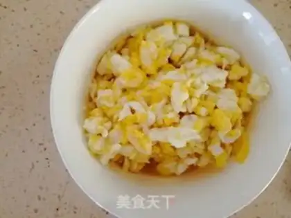 Make Gold and silver egg fried rice step 2