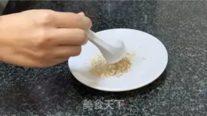 Make Milky pumpkin oatmeal step 0