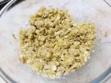 Make Low sugar oatmeal cookies step 1