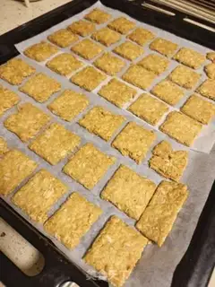 Make Low sugar oatmeal cookies step 4