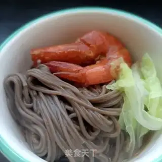 Make Shrimp oil and wheat noodles step 5