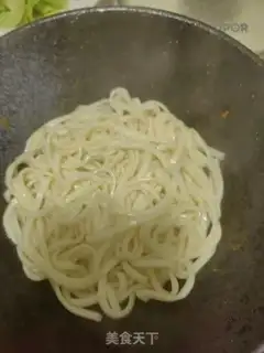 Make Scrambled beef noodles step 5