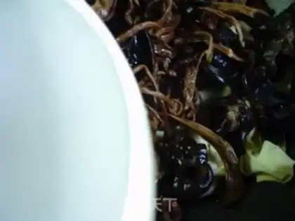 Make Blackwood tea, mushrooms burning leaves step 3