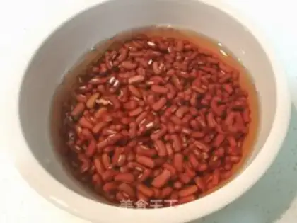 Make Red bean salsa makes small round step 0