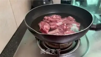 Make Dry pan ribs step 1