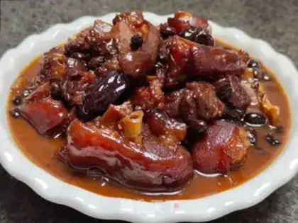 Make Black Bean Pork Foot step 15