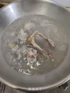 Make Spring crumb soup step 4