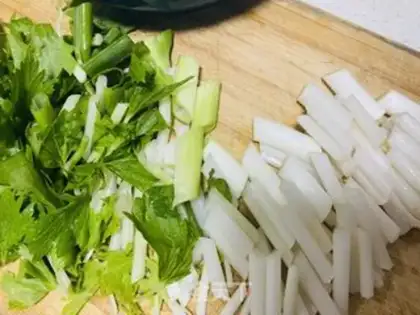 Make Spicy perfume fish step 4