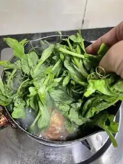 Make Peaches pointy egg soup step 5