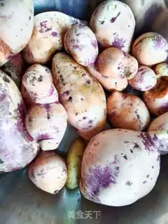 Make Three tans, three tans, and dried potatoes step 0