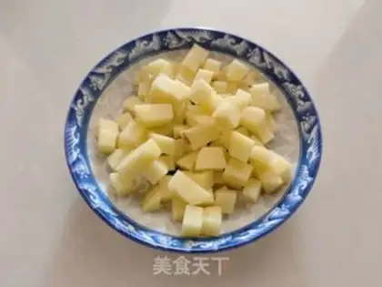 Make Chicken-legged potato rice step 5
