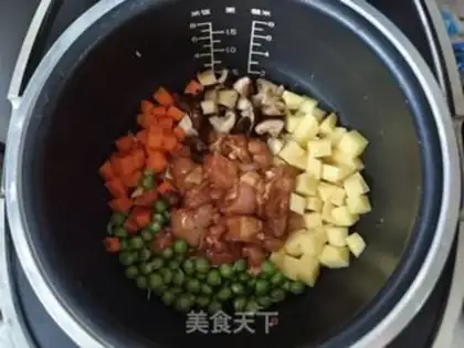 Make Chicken-legged potato rice step 7