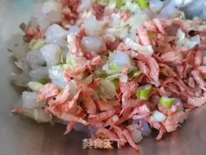 Make Three fresh dumplings of colour step 0