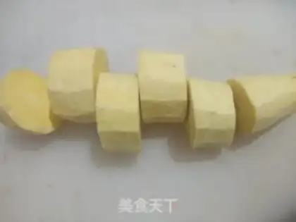 Make A melon with beans step 1