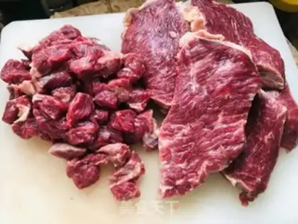 Make Red beef noodles step 0
