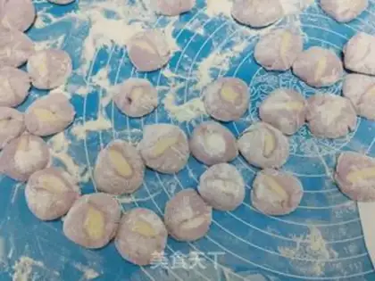Make Three fresh dumplings of colour step 9