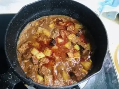 Make Red beef noodles step 3