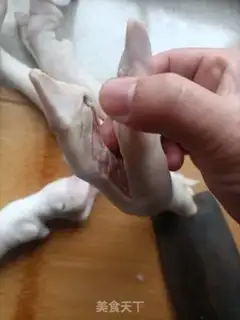Make Spicy sheep hoof step 1